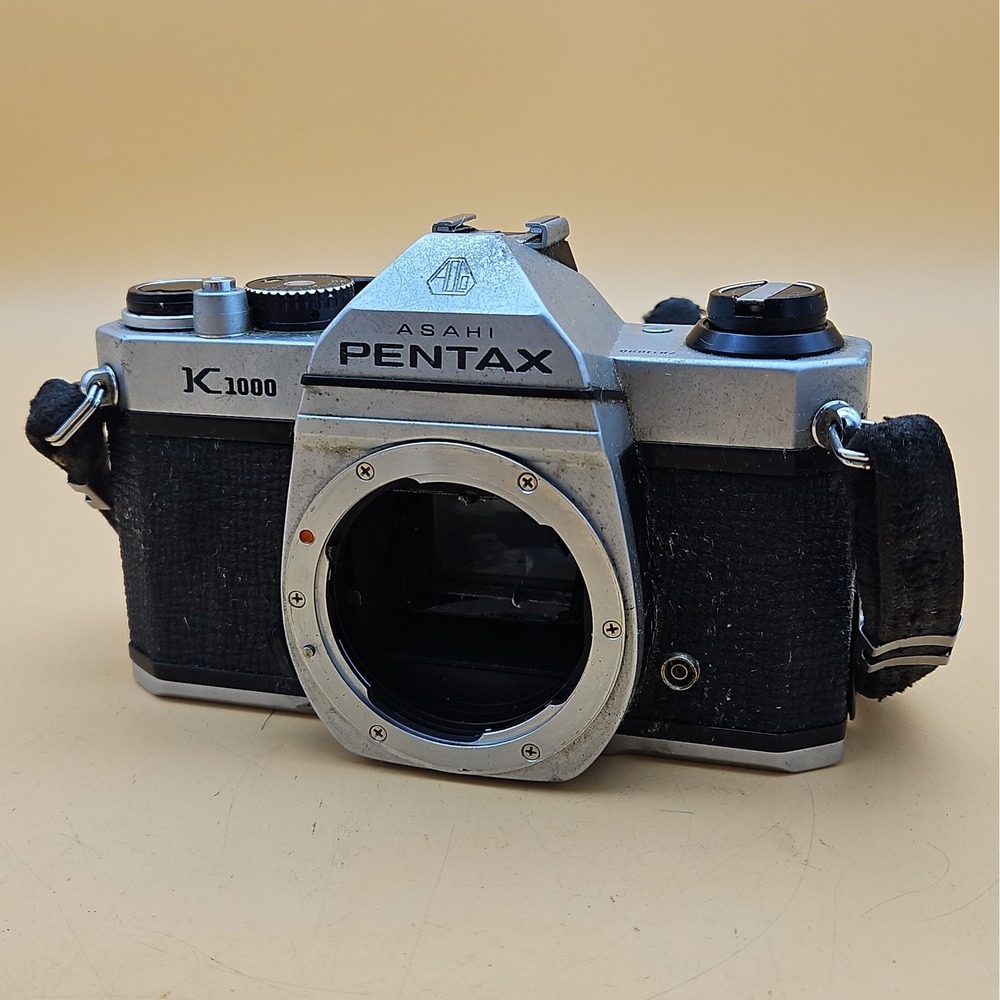 Pentax K1000 SLR Film Camera Body Only Untested FOR PARTS REPAIR AS-IS